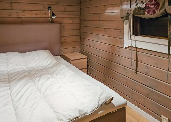 Gorgeous In With Wifi *